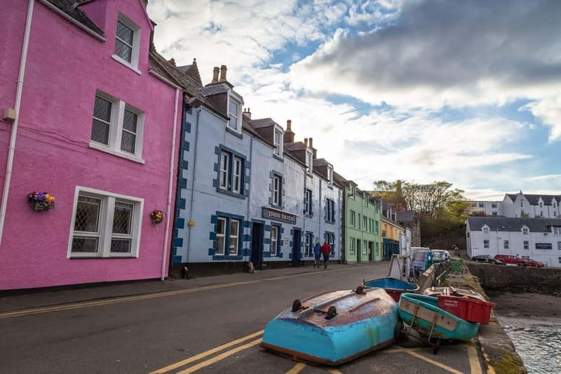 From Edinburgh: 6-Day Isle of Skye and Hebridean Hopper Tour - Day 5: Kilt Rock, Old Man of Storr, Quiraing, and Eilean Donan