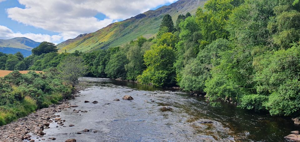 From Edinburgh: a Private Tour to a Majestic Highland Glen - Church of the Holy Rude and James VI: a turning point in one stop