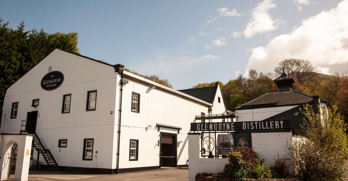 From Edinburgh: Discovering Malt Whisky Day Tour with Entry - Stirling Castle: your fast snapshot of power