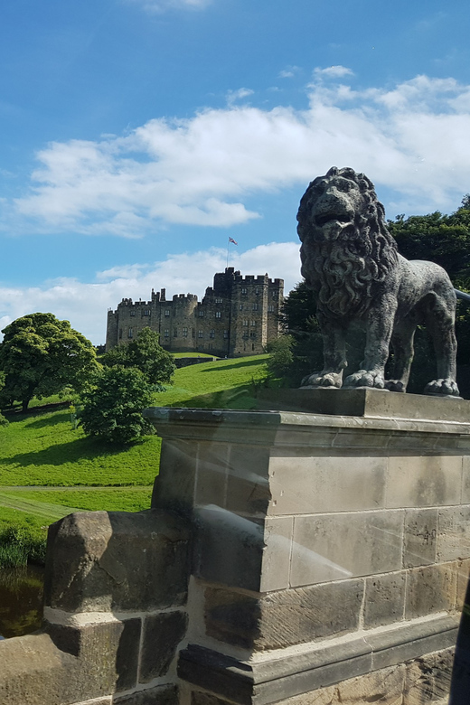 From Edinburgh: Holy Island, Alnwick Castle & Northumbria - Price and value: what $85 buys in a 9-hour Northumbria circuit