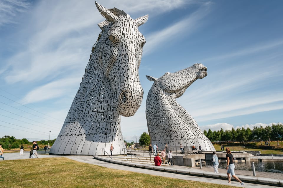 From Edinburgh: Loch Lomond, Stirling Castle & Kelpies Tour - The Kelpies Photo Stop: 30m Tall Folklore in Steel