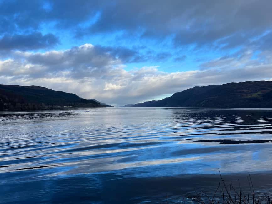 From Edinburgh: Loch Ness, Glencoe & The Highlands Day Trip - The road hits: Linlithgow Palace area, the Kelpies, and Stirling Castle views