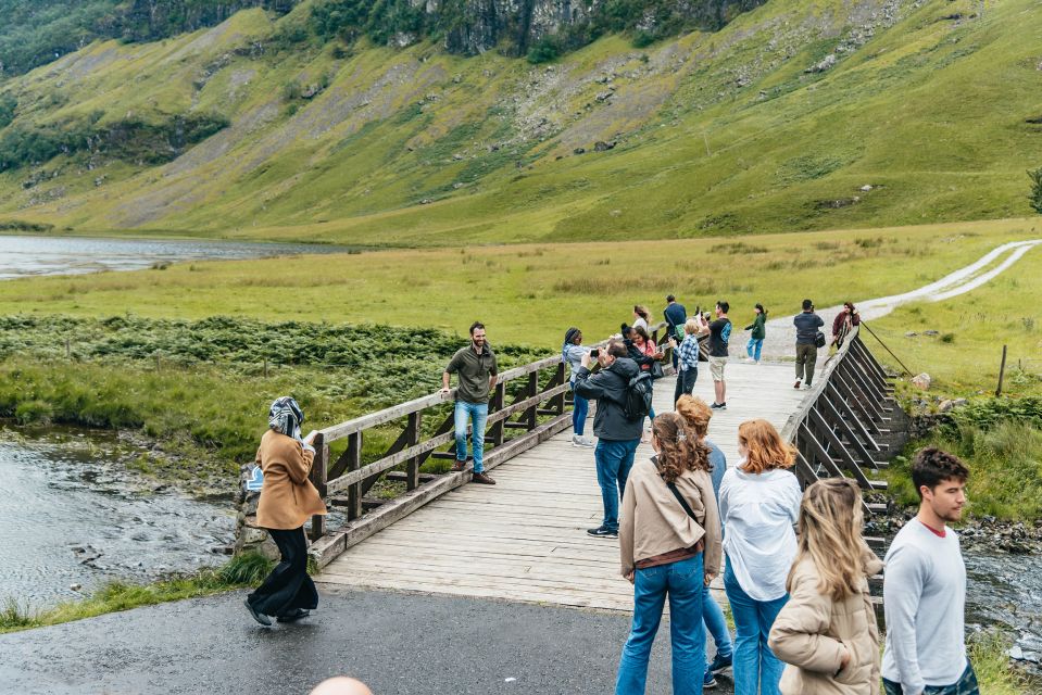 From Edinburgh: Loch Ness, Glenoce & The Highlands Day Tour - Callander stop: the calm break before the Highlands get dramatic