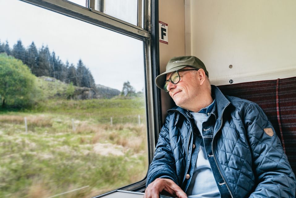 From Edinburgh: Magical Highlands Tour with Jacobite Train - Leaving Edinburgh: your meeting point and why you should arrive early