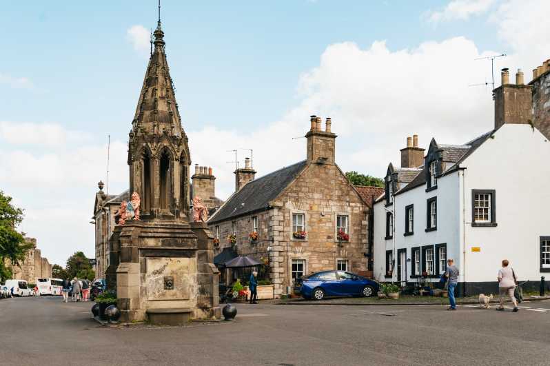 From Edinburgh: "Outlander" Filming Locations Explorer Tour - Getting your bearings at the meeting point in Edinburgh