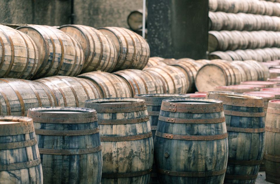 From Edinburgh: Speyside Whisky Trail 3-Day Group Tour - Guides, group size, and comfort on a 16-seat mini-coach