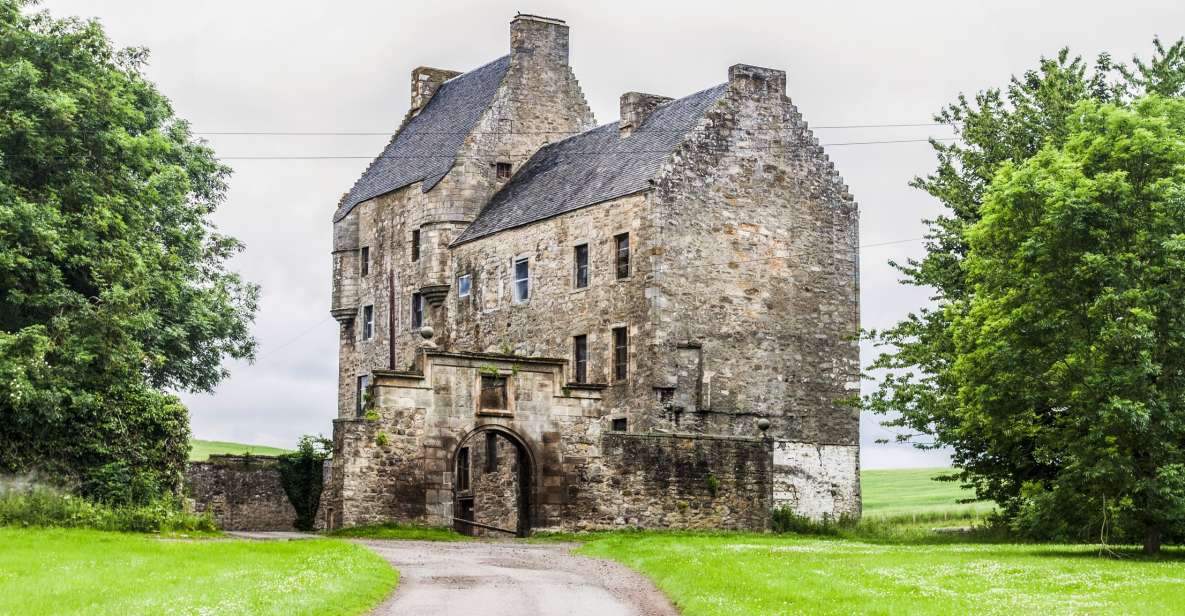From Edinburgh: The Outlander Experience Guided Tour - Starting in Edinburgh: the 8:20am meet at Apex Waterloo Place