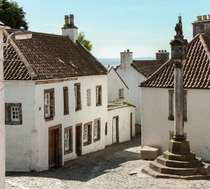From Edinburgh: The Outlander Experience Guided Tour - Falkland: Inverness stand-in and the Claire and Frank honeymoon vibe