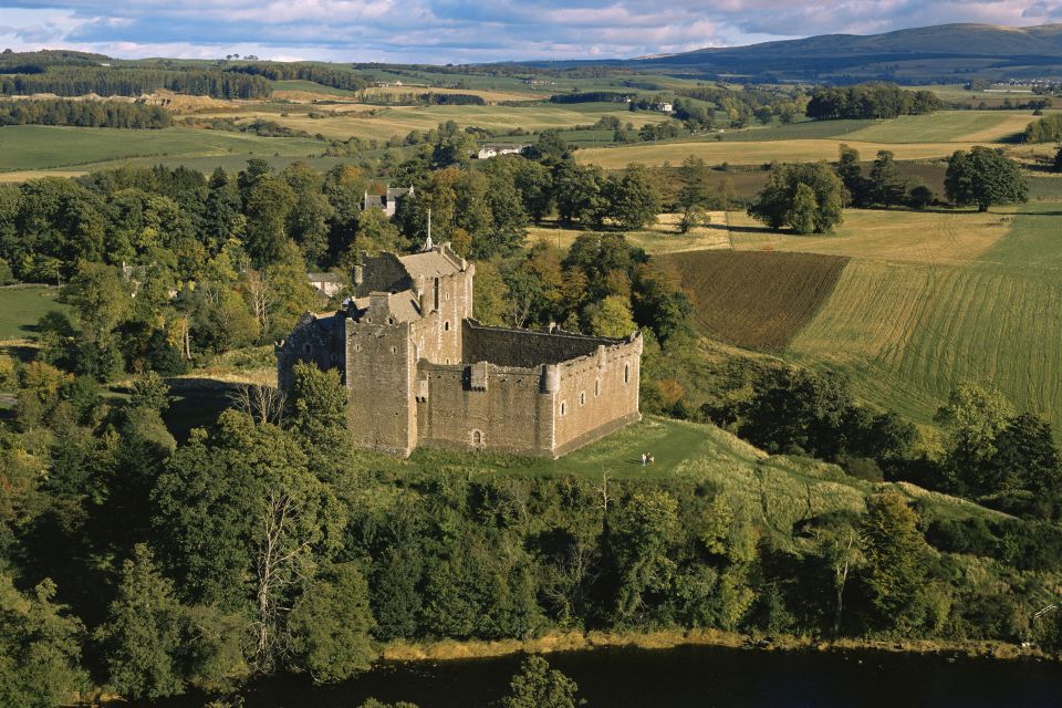 Full-Day Custom Tour: Loch Ness, Glencoe and Highlands - Doune Castle Photo Stop for Game of Thrones and Outlander Fans