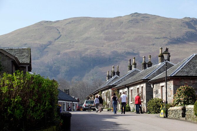 Full-Day Highland Lochs Glens and Castles Tour from Edinburgh - Meeting at Howies Waterloo Place and getting your day started