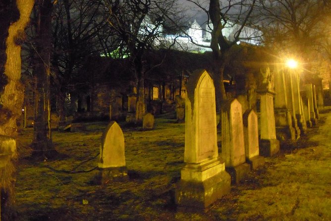 Ghosts, Mysteries, and Witches Tour - Who should book this tour—and who should pass