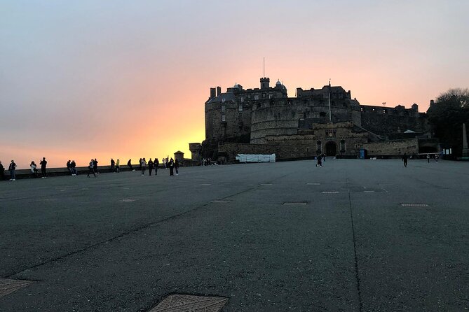 Ghosts of Edinburgh: Bloody Past Exploration Game and Tour - Greyfriars Bobby Fountain: William Brodie’s statue and the story of the payment