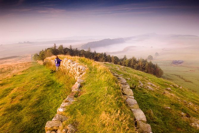 Hadrian's Wall & The Borders Tour from Edinburgh Incl. Admission - Carter Bar: the border crossing feel-good photo stop