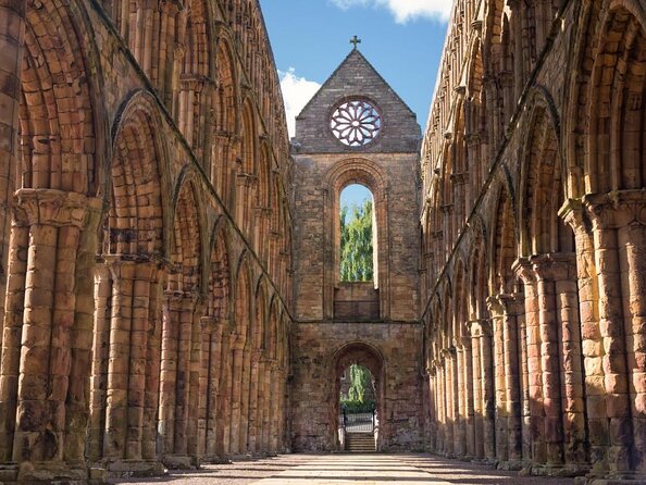 Hadrian's Wall & The Borders Tour from Edinburgh Incl. Admission - Steel Rigg and the real feeling of distance on Hadrian’s Wall