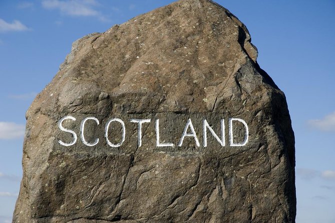 Hadrian's Wall & The Borders Tour from Edinburgh Incl. Admission - Birdoswald: close-up Roman fort views and a good photo rhythm