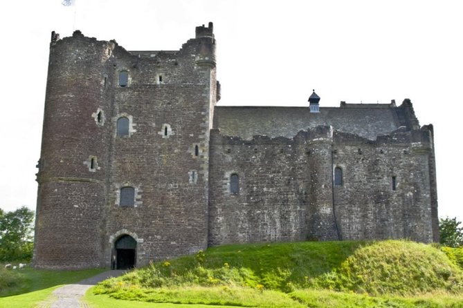 Highlands + Glencoe + Loch Ness Private Tour - Callander and Doune Castle: Village Charm Meets Screen-Set Exteriors