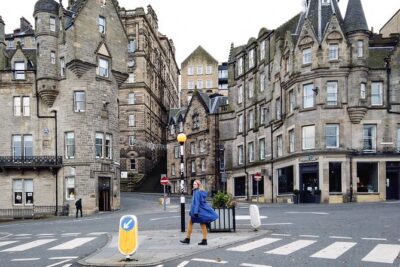 Highlights from Edinburgh’s Old Town: A Self-Guided Audio Tour - VoiceMap offline audio: freedom with one important caveat