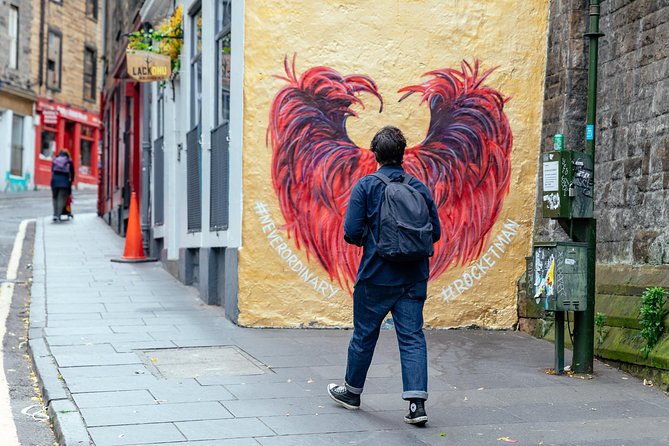 Highlights & Hidden Gems With Locals: Best of Edinburgh Private Tour - University of Edinburgh: Civic Pride and Old Campus Identity
