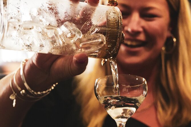 Holyrood Distillery Gin Tasting Experience - Spirits Lab sensory challenge: training your nose like a pro