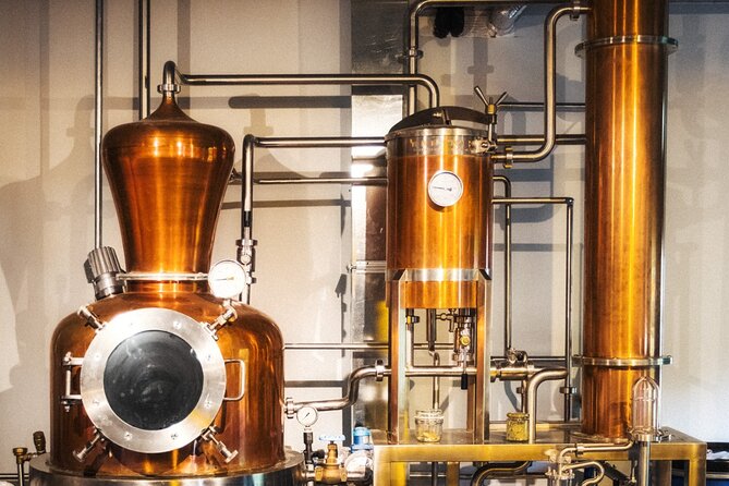 Holyrood Distillery Gin Tasting Experience - Tasting four gin expressions with flavor pairings you can copy