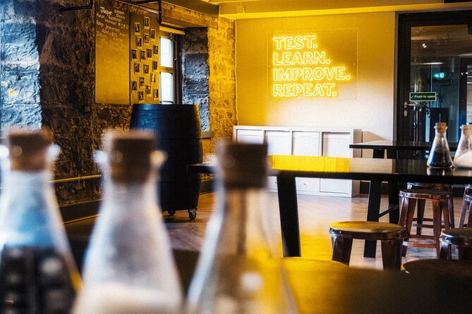 Holyrood Distillery Gin Tasting Experience - Timing and group size: why 16 people feels right