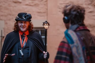 Immersive Old Town Ghost Walking Tour in Edinburgh - Stop 2: Edinburgh Old Town—Crooked Characters and Grim Close-Quarter Life