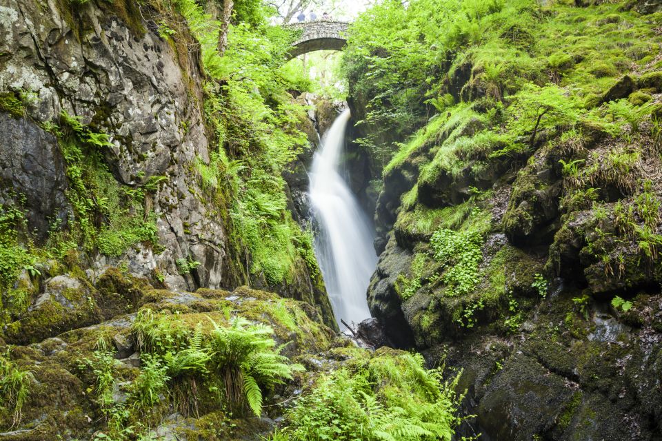 Lake District 3-Day Small Group Tour from Edinburgh - Small group reality: what up to 16 people changes