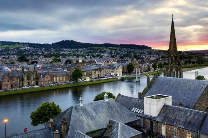 Loch Ness & Urquhart Castle Private Day Tour from Edinburgh - Loch Ness: choose your pace with a cruise or the exhibition