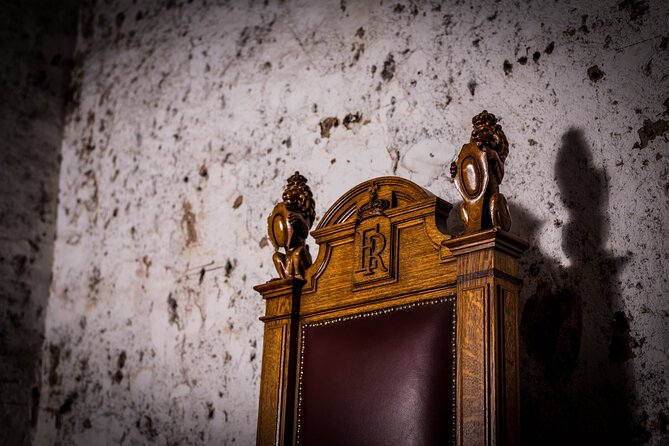Luxury Whisky Tasting in Edinburgh's Underground Vaults | 90min - Premium price, premium bottles: is $131.95 worth it?