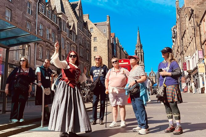 Magical Walking Tour in Edinburgh - A 2-hour Edinburgh Old Town story built around witches and real streets