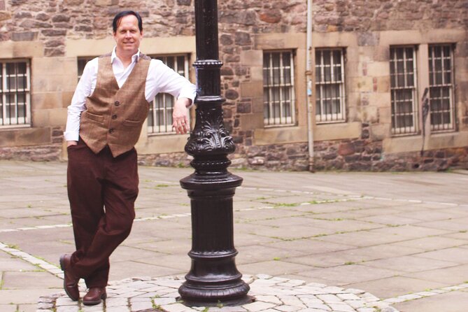 Magical Walking Tour in Edinburgh - Parliament Square, Makars Court, and the city’s storytelling nerve