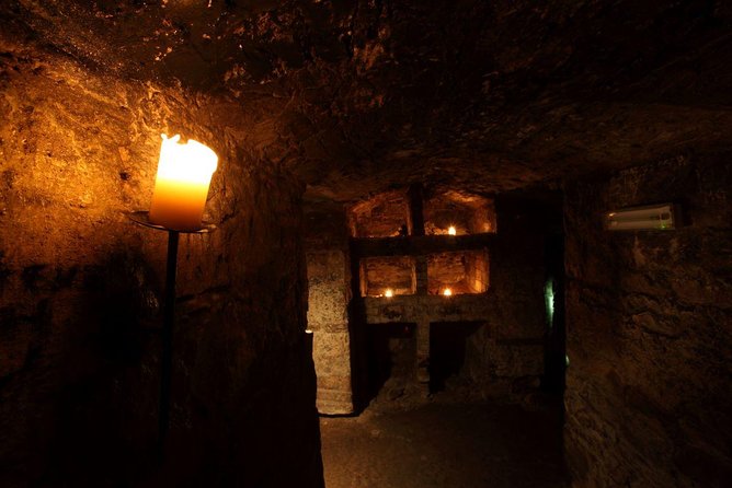 Multi-Sensory Haunted Underground Vaults Tour in Edinburgh - Entering the Tour at Mercat Cross: Quick Start, Real Old Town Energy