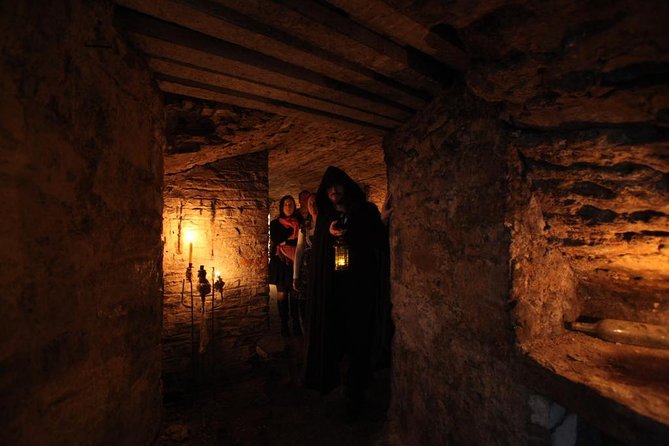 Multi-Sensory Haunted Underground Vaults Tour in Edinburgh - Small Group Quality: Why 18 People Makes a Difference