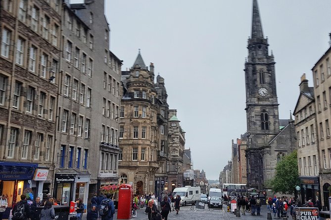 Old Town Historical and Underground Tour - First Stops Around Tron Kirk: Building Context Fast