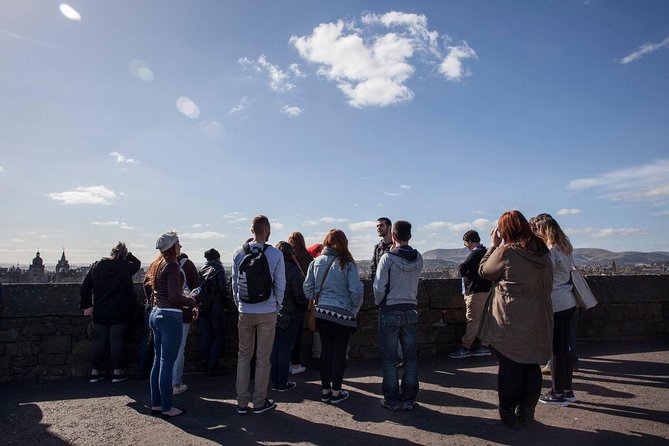 Old Town Walking Tour History and Tales in Edinburgh - Meeting Point at 192 High St: easy to find, easy to start