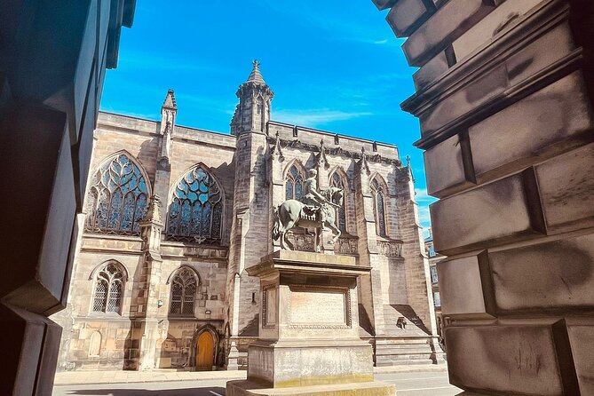 Old Town Walking Tour - Greyfriars to Parliament Square: the defiant story beats