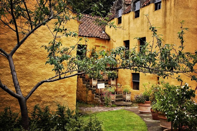 Outlander Odyssey: Outlander Filming Locations Private Day Tour - Transportation and pacing: how the van time makes the day smoother