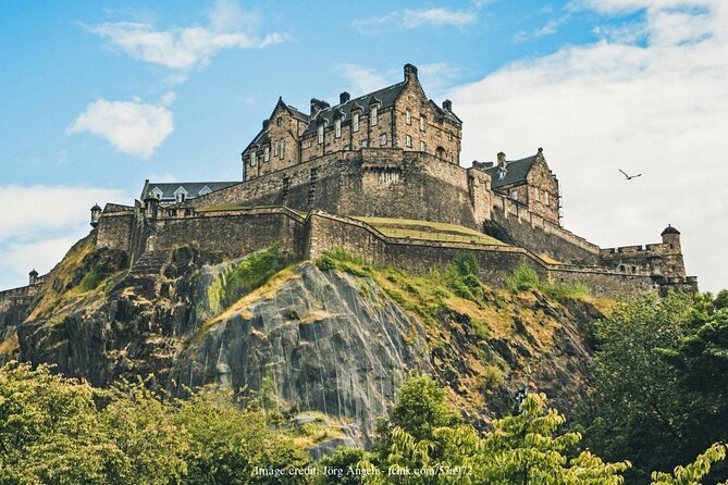 Private 4h Walking Tour in Edinburgh with Edinburgh Castle Tour - St Giles Cathedral: the imposing stop that grounds the walk