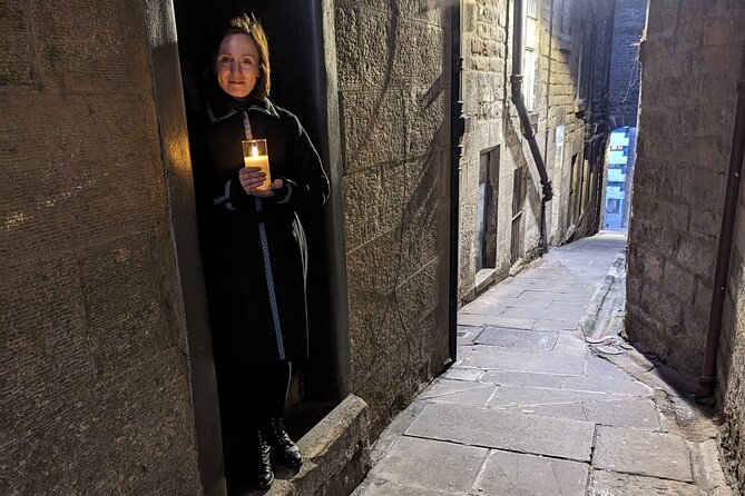 Private Dark History Tour: Eerie Edinburgh - Stop 3: Mercat Cross and medieval fun that wasn’t fun
