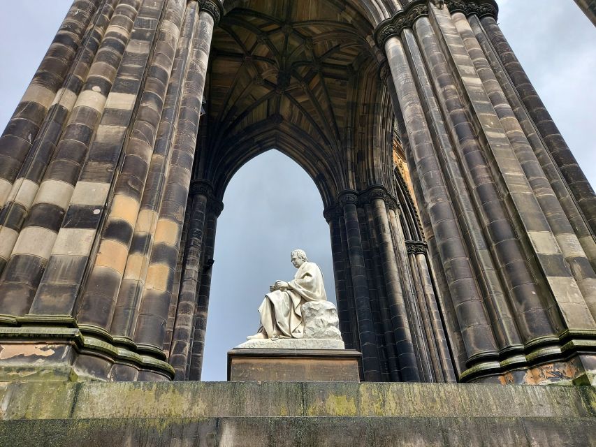 Private Discovery Tour: Edinburgh's Strange & Secret History - The value of a private, French-led storyteller guide