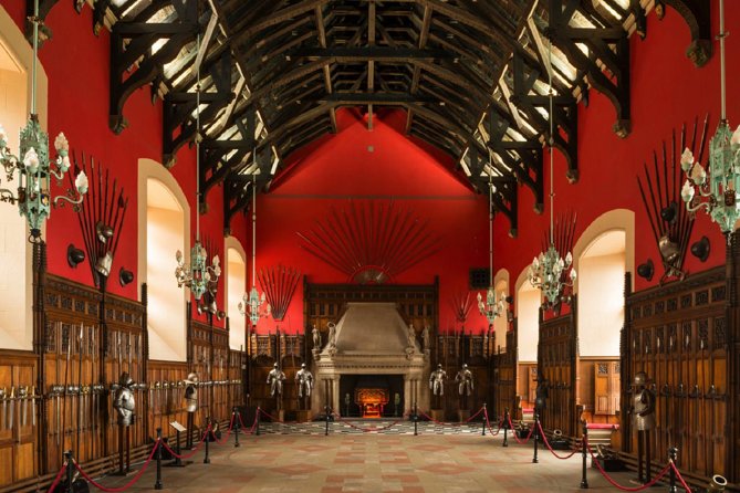 Private Edinburgh Castle Tour - Your Castle Route: Battlements, Chapel, Great Hall, and the War Stops