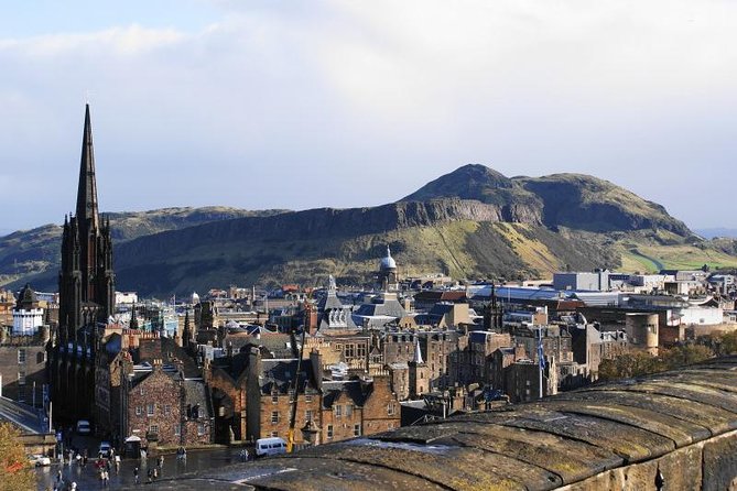 Private Edinburgh City Half-Day Tour - Victoria Street and Old Town Vibes