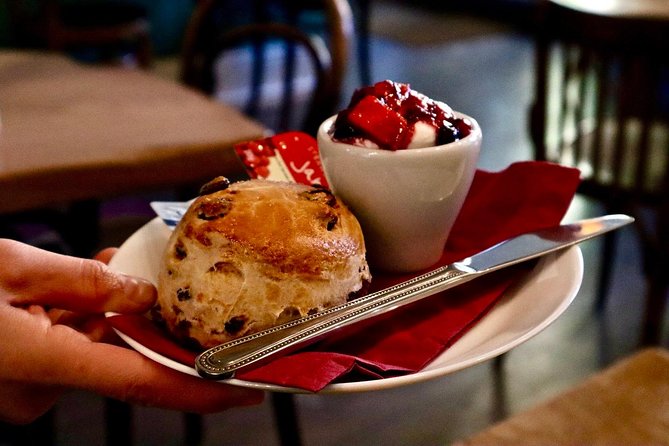 Private Food Tour of Edinburgh with Haggis, Scotch & More - Arthur’s Seat and Holyrood Park hills: walking off your haggis calories