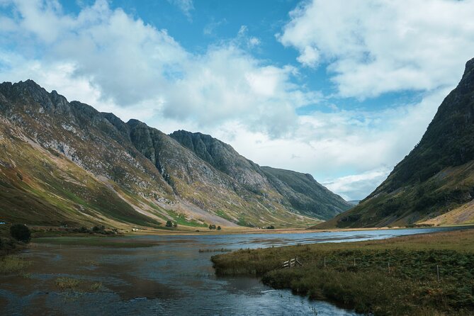 Private Full-Day Tour to the Scottish Highlands and Loch Ness - Fort Williams and the Dalwhinnie Distillery stop