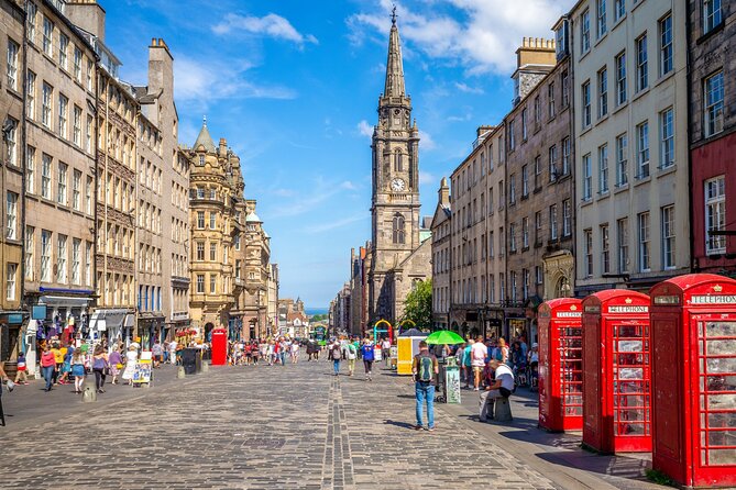 Private Half Day Tour of Edinburgh in a Black Cab - Greyfriars Kirk and the Greyfriars Bobby Story