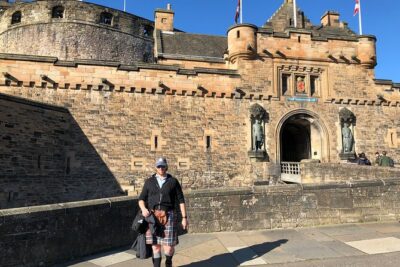 Private Old Town, Edinburgh Walking Tour - Edinburgh Castle viewpoints without the ticket stress