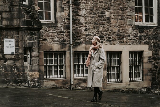 Private Photoshoot in Edinburgh with a Professional Photographer - A 1-Hour Private Photoshoot Built for Real Edinburgh Photos