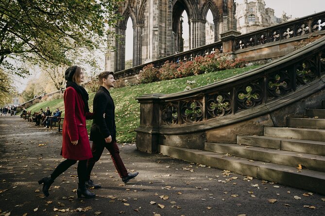 Private Photoshoot in Edinburgh with a Professional Photographer - Photo Delivery: Online Gallery and Edited Downloads You Can Actually Use