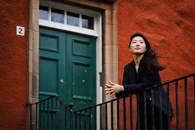 Private Photoshoot in Edinburgh with a Professional Photographer - Stop-by-Stop: From Edinburgh Castle to Dean Village Moments