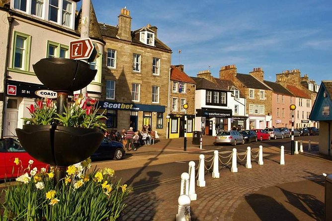 Private St Andrews, Dunfermline and Fife Day Tour from Edinburgh - Comfort and transport: what to expect in a small-group car